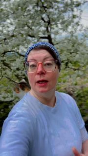 Wir haben eine Einladung bekommen, „kulinarischer Botschafter“ zu werden.
Dafür reicht man ein Produkt ein – und zahlt erstmal 250 € für die Bewertung.
Wenn man genommen wird, nochmal 250 €, um das Siegel nutzen zu dürfen.
Also rund 500 € pro Produkt.
Versteht mich nicht falsch – eine fachliche Bewertung finde ich total spannend.
Aber gerade für kleine Betriebe ist das schon eine echte Investition.
Jetzt mal ehrlich:
Achtet ihr auf solche Siegel beim Einkauf? #kirschblüte #cats_of_instagram #hofkäserei #kulinarischerbotschafterniedersachsen #käserinofinsta