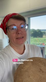 Du weißt, du hast einen richtig guten Käse – aber bisher weiß es kaum jemand? 🧀😉

Dann zeig ihn! Beim Deutschen Milch- und Käsepreis vom VHM bekommt dein Käse eine fachliche Bewertung, wertvolles Feedback und die Chance, sichtbar zu werden.

Trau dich. Reiche deinen Käse ein! 🧀🏆

Wir freuen uns auf eure Käse! ❤️ #milchundkäseprüfung2026
#käseprüfung
#vhm
#wirsindhofkaese
#käserinofinsta